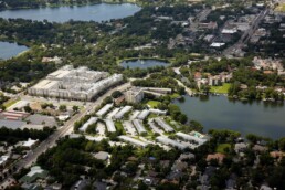 Imagem aérea mostrando as Chain-of-Lakes e propriedades à beira do lago em Orlando, Winter Park e Maitland, Flórida.