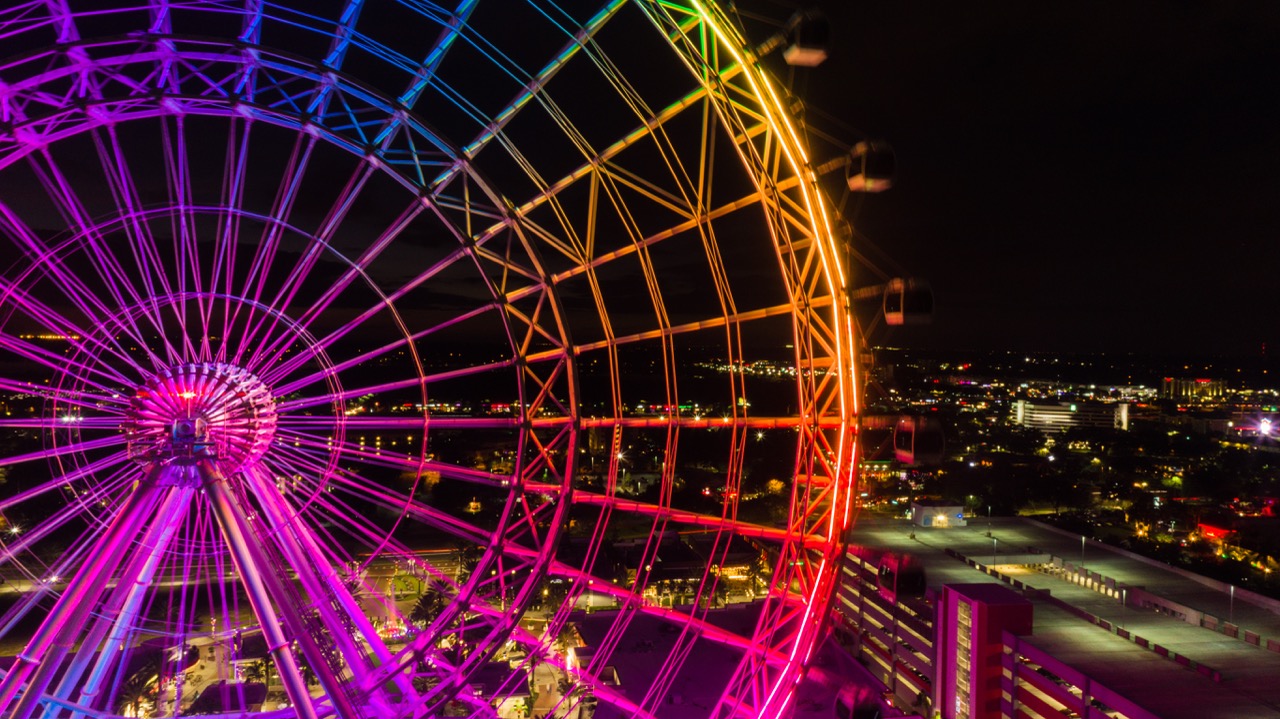 A roda gigante de Orlando, uma das atrações turísticas mais famosas da cidade.